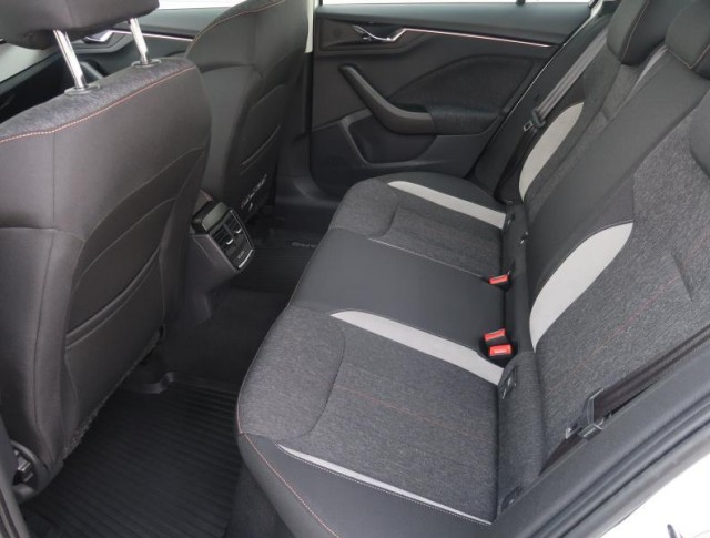 Škoda Kamiq  1.5 TSI 
