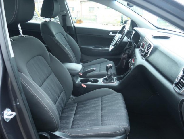 Kia Sportage  1.7 CRDi 