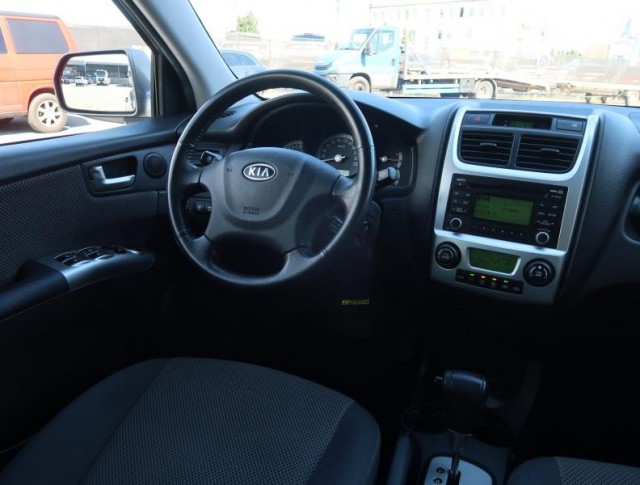 Kia Sportage  2.7 V6 