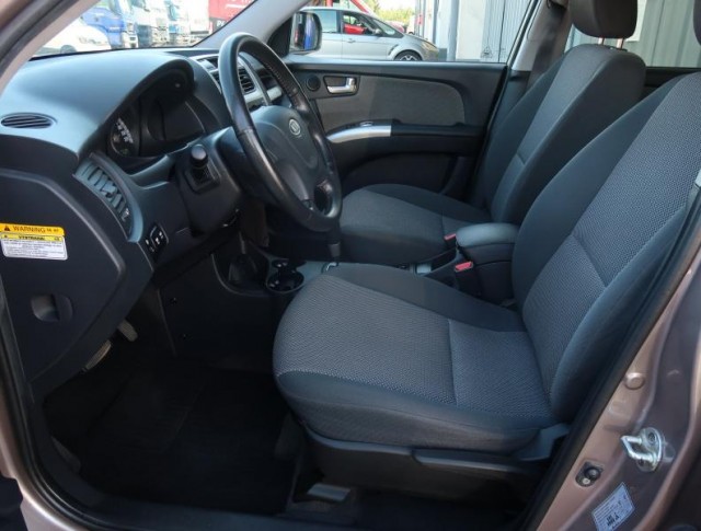 Kia Sportage  2.7 V6 