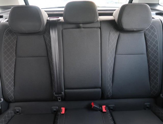 Škoda Karoq  1.6 TDI 