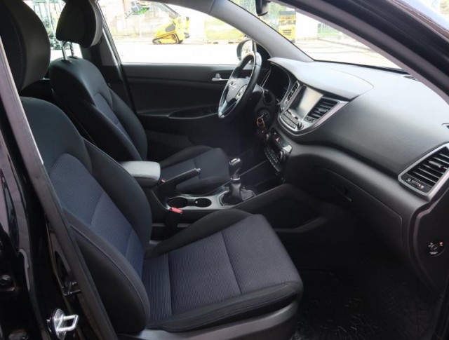 Hyundai Tucson  1.7 CRDi 