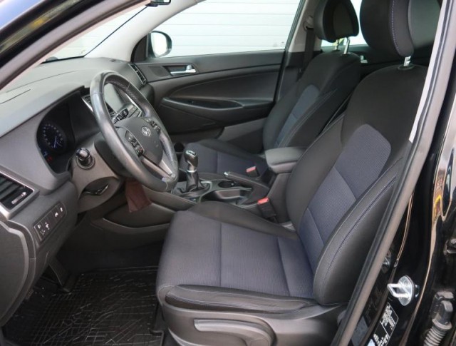 Hyundai Tucson  1.7 CRDi 
