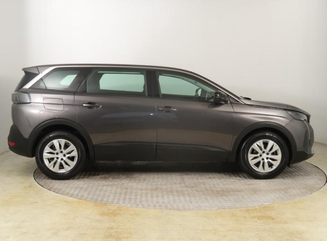 Peugeot 5008  PureTech 130 