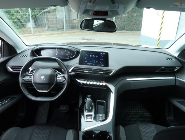Peugeot 5008  PureTech 130 