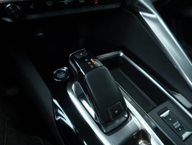 Peugeot 5008  PureTech 130 