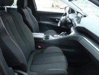 Peugeot 5008  PureTech 130 
