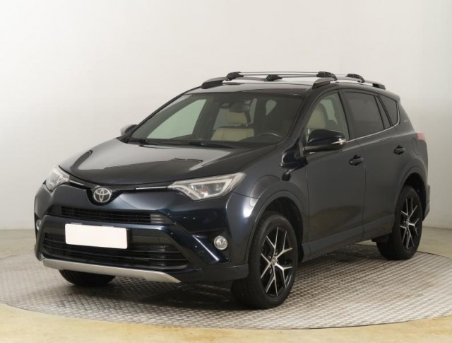 Toyota RAV 4  2.0 D-4D Selection
