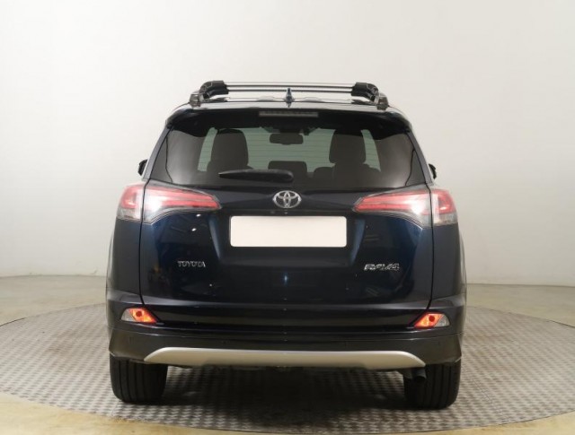 Toyota RAV 4  2.0 D-4D Selection