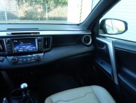 Toyota RAV 4  2.0 D-4D Selection