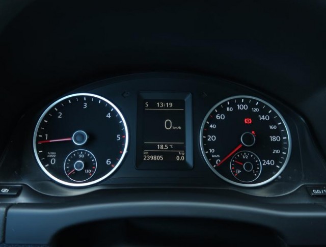 Volkswagen Tiguan  2.0 TDI 