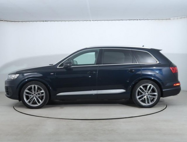 Audi Q7  3.0 TDI S-Line