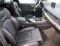 Audi Q7  3.0 TDI S-Line