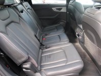 Audi Q7  3.0 TDI S-Line