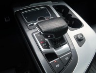 Audi Q7  3.0 TDI S-Line