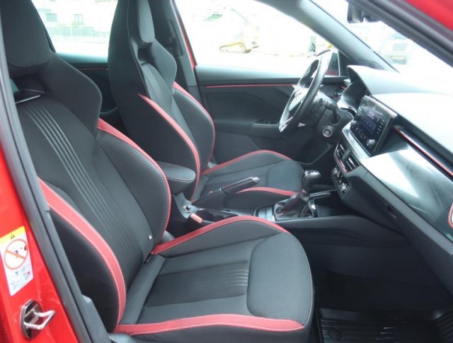 Škoda Kamiq  1.0 TSI Monte Carlo
