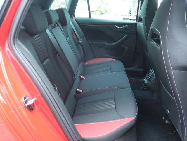 Škoda Kamiq  1.0 TSI Monte Carlo