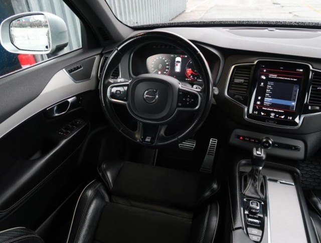 Volvo XC90  D5 AWD R-Design