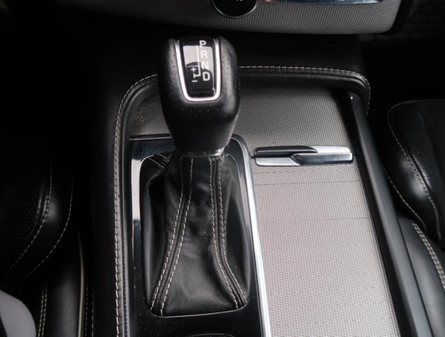 Volvo XC90  D5 AWD R-Design