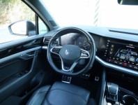 Volkswagen Touareg  3.0 TDI R-Line