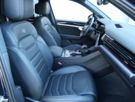 Volkswagen Touareg  3.0 TDI R-Line