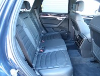 Volkswagen Touareg  3.0 TDI R-Line