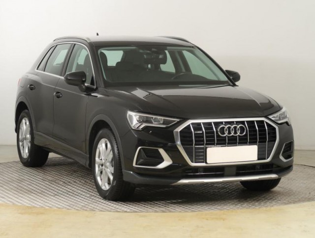 Audi Q3  40 TFSI 