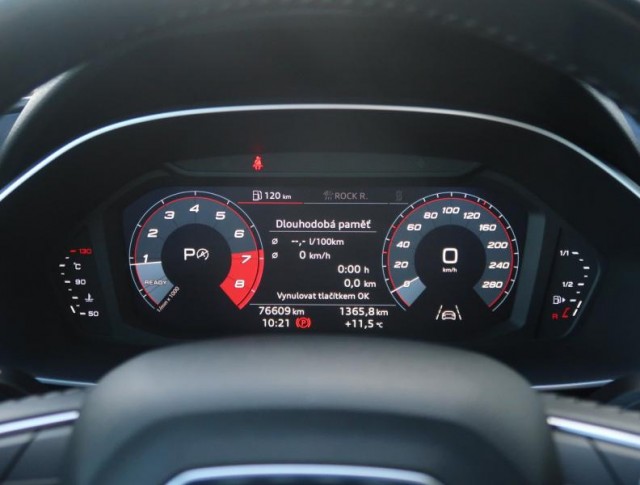 Audi Q3  40 TFSI 