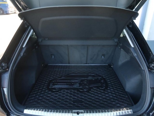 Audi Q3  40 TFSI 