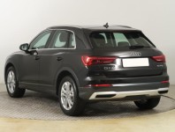 Audi Q3  40 TFSI 