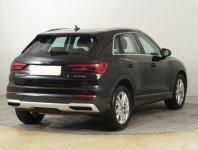 Audi Q3  40 TFSI 