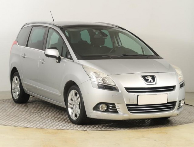 Peugeot 5008  2.0 HDI 