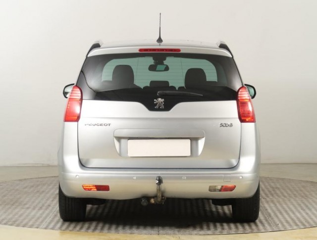 Peugeot 5008  2.0 HDI 