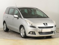 Peugeot 5008  2.0 HDI 