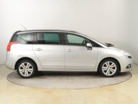 Peugeot 5008  2.0 HDI 
