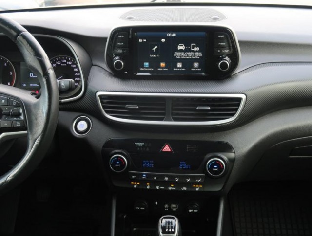 Hyundai Tucson  1.6 CRDi Adventure
