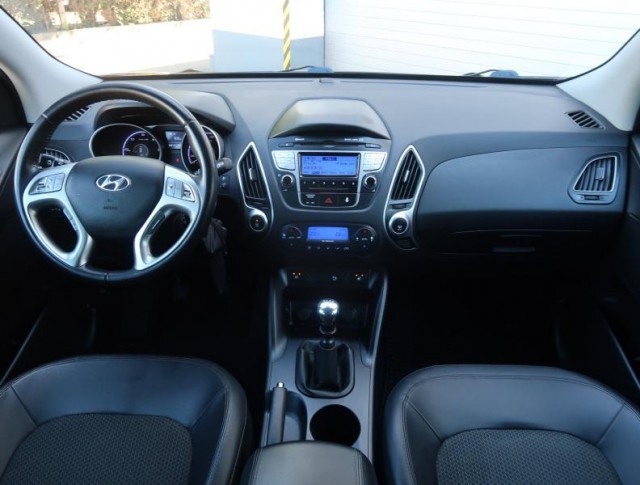 Hyundai ix35  2.0 CRDi 