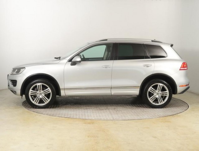 Volkswagen Touareg  3.0 TDI 