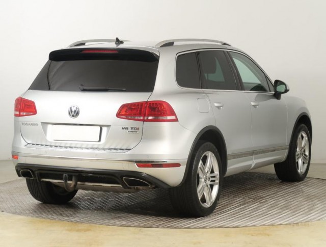 Volkswagen Touareg  3.0 TDI 