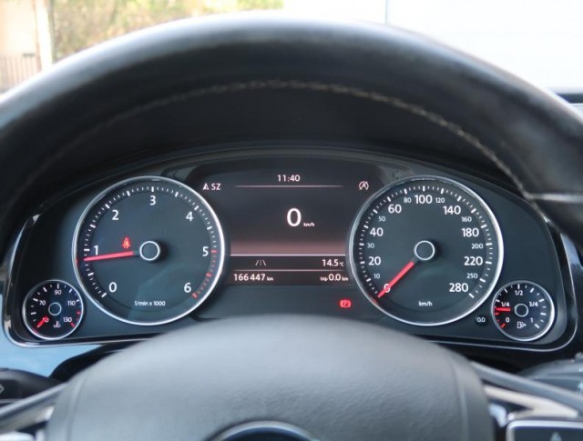 Volkswagen Touareg  3.0 TDI 
