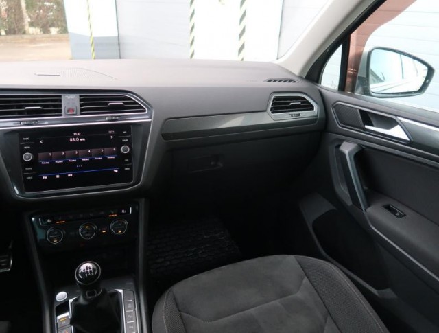 Volkswagen Tiguan  1.5 TSI 