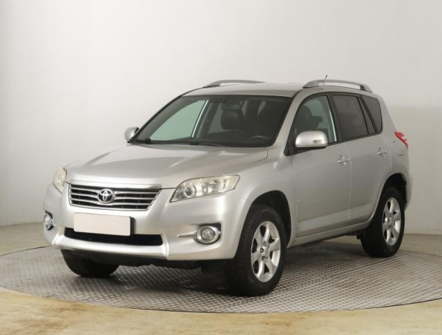 Toyota RAV 4  2.0 VVT-i 