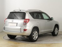 Toyota RAV 4  2.0 VVT-i 