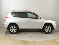 Toyota RAV 4  2.0 VVT-i 