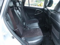 Toyota RAV 4  2.0 VVT-i 