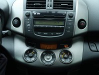 Toyota RAV 4  2.0 VVT-i 