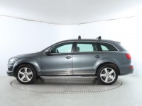 Audi Q7  3.0 TDI .