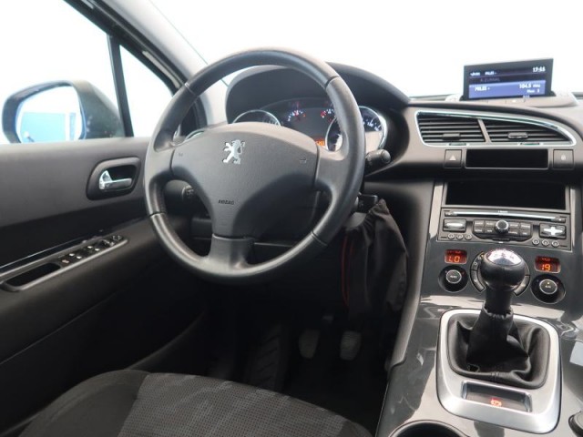 Peugeot 3008  1.6 VTi 