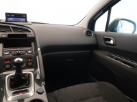 Peugeot 3008  1.6 VTi 