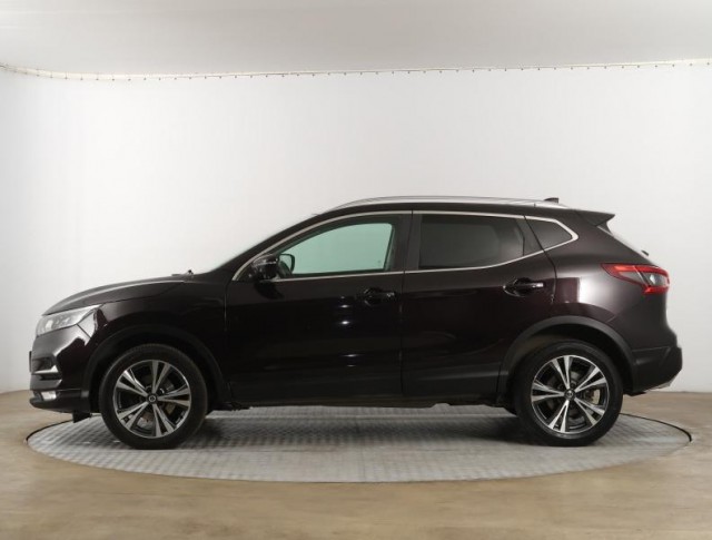 Nissan Qashqai  1.2 DIG-T N-Connecta